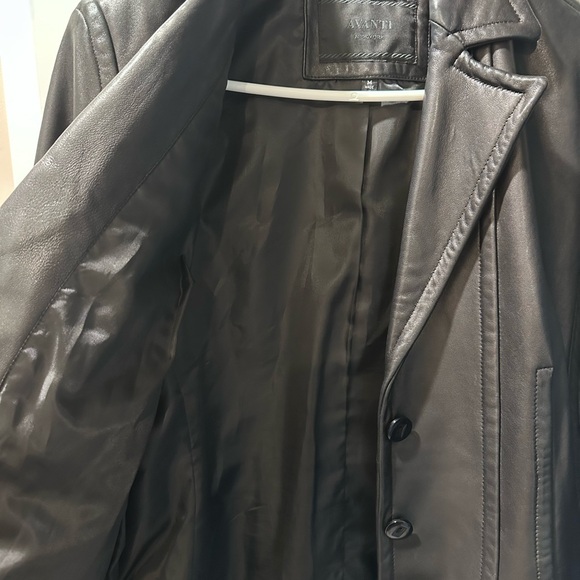 AVANTI Black Leather Women's Jacket - Picture 8 of 15